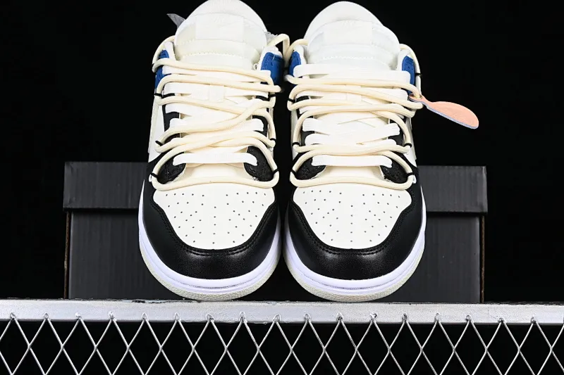 All categories Nk SB Dunk series Nk SB Dunk Low low-top sneakers Nk Dunk Low Retro Vibe customized version of deconstructed strap casual sneakers DJ6188-100